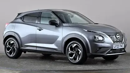 Used Nissan Juke N-Connecta 143 HP (105 kW) 2023 Grey SUV