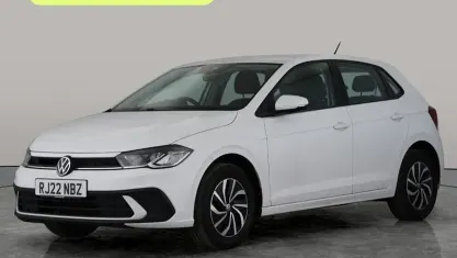 Used VW Polo Life 95 HP (69 kW) 2022 White Hatchback
