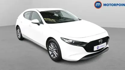 Used Mazda 3 Center-Line 140 HP (102 kW) 2025 White Hatchback