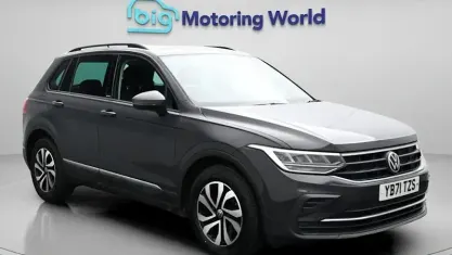 Gebraucht VW Tiguan Active 131 PS (96 kW) 2021 Grau SUV