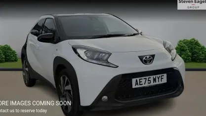 Usado Toyota Aygo X 72 CV (52 kW) 2025 SUV