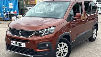 Used 2023 Peugeot Rifter Allure MPV | £10,990 (Super price)