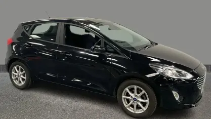 Gebraucht Ford Fiesta Zetec 101 PS (74 kW) 2019 Schwarz Kleinwagen