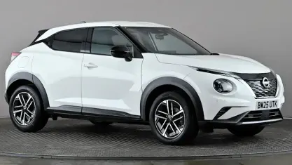 Used Nissan Juke N-Connecta 143 HP (105 kW) 2025 White SUV