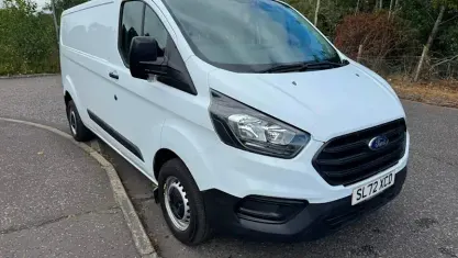 Used Ford Transit Custom 105 HP (77 kW) 2022 White Van