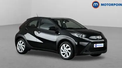 Used Toyota Aygo X PURE 72 HP (52 kW) 2025 SUV