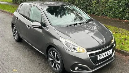 Used 2019 Peugeot 208 Hatchback | £9,199 (Fair price)