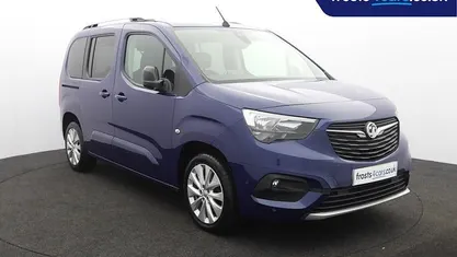 Used Vauxhall Combo Elite 131 HP (96 kW) 2021 Estate