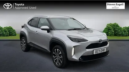 Used 2025 Toyota Yaris Hybrid Design Estate | £19,995 (Super price)