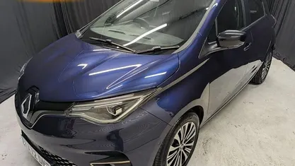 Used Renault Zoe Techno 100 kW (136 HP) 2024 Hatchback