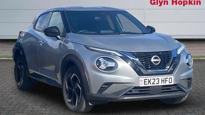 Used Nissan Juke N-Connecta 114 HP (83 kW) 2023 Silver SUV