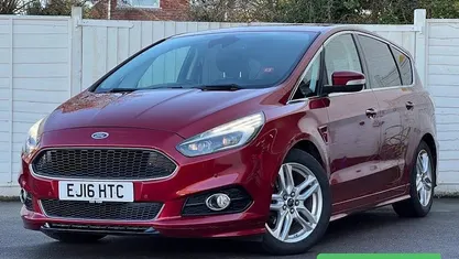 Used Ford S-MAX Sport 210 HP (154 kW) 2016 Red MPV