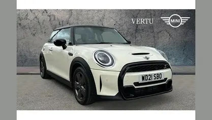 Used Mini Cooper S Classic 178 HP (130 kW) 2021 Hatchback