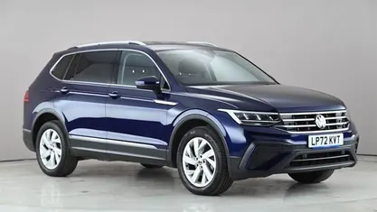 Used VW Tiguan Allspace Life 150 HP (110 kW) 2023 Blue SUV
