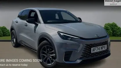 Usado Lexus LBX 136 HP (100 kW) 2026 SUV