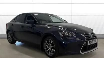Usado Lexus IS300h Executive Line 223 HP (164 kW) 2018 Azul Sedan