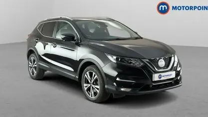 Used Nissan Qashqai N-Connecta 140 HP (102 kW) 2019 Black SUV