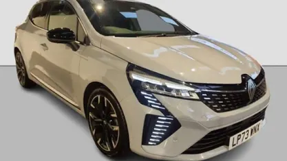 Used 2025 Renault Clio V Techno Hatchback | £15,500 (Good price)