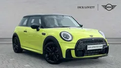 Used 2024 Mini Cooper Hatch Hatchback | £20,888 (Fair price)