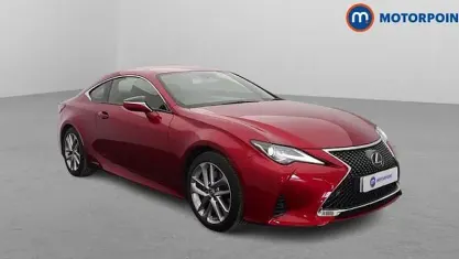 Usado Lexus RC300h 223 HP (164 kW) 2019 Coupé