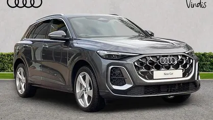 Used 2025 Audi Q5 S-Line SUV | £55,465 (Fair price)