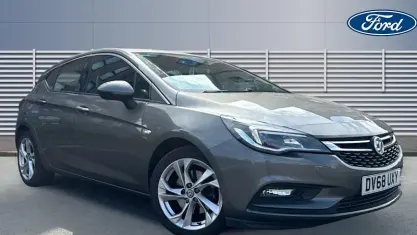 Used Vauxhall Astra SRi 200 HP (147 kW) 2018 Grey Hatchback