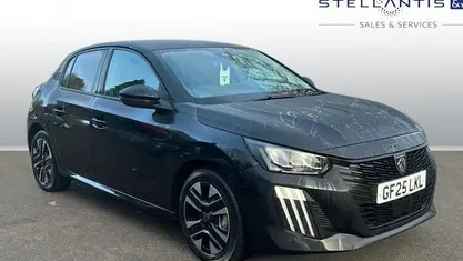 Used Peugeot 208 Allure 101 HP (74 kW) 2025 Hatchback