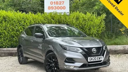 Usado Nissan Qashqai N-TEC 116 CV (85 kW) 2020 Gris SUV