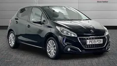Used 2019 Peugeot 208 Signature Sky Hatchback | £7,495 (Fair price)