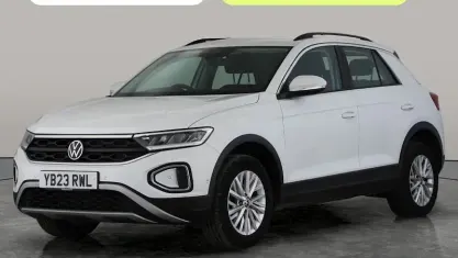 Used VW T-Roc Life 110 HP (80 kW) 2023 White SUV
