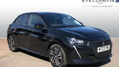 Used Peugeot 208 Allure+ 102 HP (75 kW) 2023 Black Hatchback