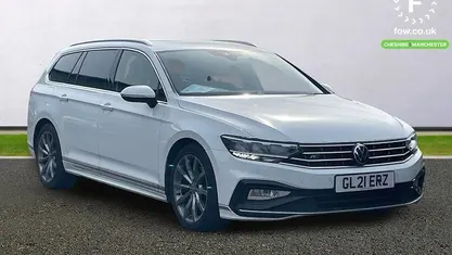 Used VW Passat R-line 150 HP (110 kW) 2023 Estate