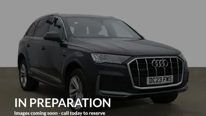 Used Audi Q7 S-Line 231 HP (169 kW) 2023 Black SUV