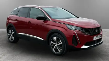 Używany Peugeot 3008 Allure Premium 131 KM (96 kW) 2022 SUV