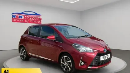 Used Toyota Yaris 101 HP (74 kW) 2018 Red Hatchback
