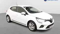 Used 2020 Renault Clio V Play Hatchback | £10,649 (Good price)