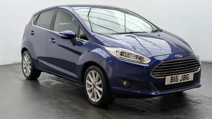 Used Ford Fiesta Titanium 105 HP (77 kW) 2015 Hatchback