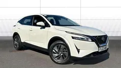 White Used 2022 Nissan Qashqai Acenta Premium SUV | £17,720 (Good price)