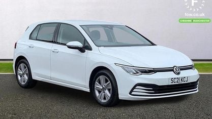 Second-hand VW Golf VIII Life 110 CP (80 kW) 2024 Hatchback