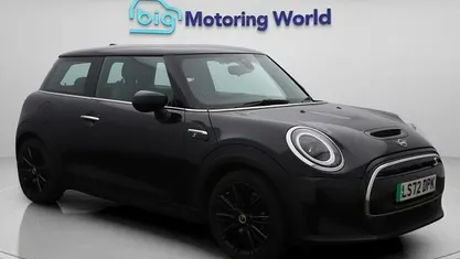 Used 2023 Mini Cooper Level 2 Hatchback | £13,000 (Fair price)