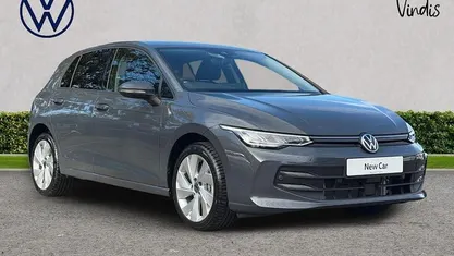 New 2025 VW Golf VIII Match Hatchback | £33,931 (Fair price)