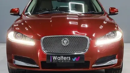 Used Jaguar XF Premium Luxury 190 HP (139 kW) 2011 Red Sedan
