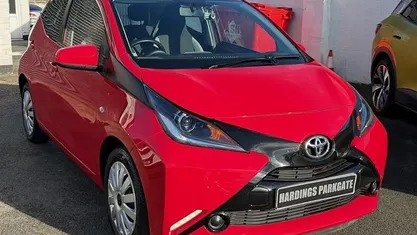 Used Toyota Aygo X-play 69 HP (50 kW) 2018 Hatchback
