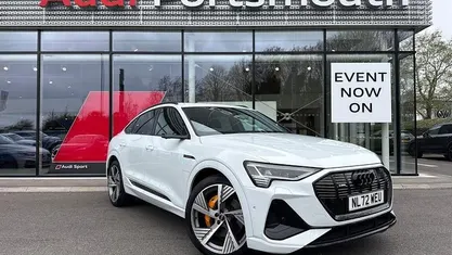 Used Audi e-tron Sportback Advanced 300 kW (408 HP) 2022 White SUV