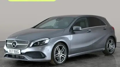 Usata Mercedes A180 AMG Line Premium 122 CV (89 kW) 2017 Grigio Utilitaria