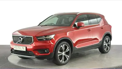 Used Volvo XC40 Inscription 262 HP (192 kW) 2020 Red SUV