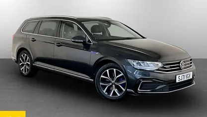 Used 2023 VW Passat GTE Estate | £15,295 (Good price)