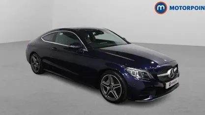 Usado Mercedes C200 AMG Line Premium 184 HP (135 kW) 2019 Azul Coupé