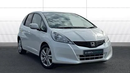 Used Honda Jazz ES 100 HP (73 kW) 2014 Hatchback