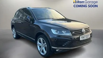 Black Used 2017 VW Touareg R-line Plus SUV | £20,350 (Fair price)